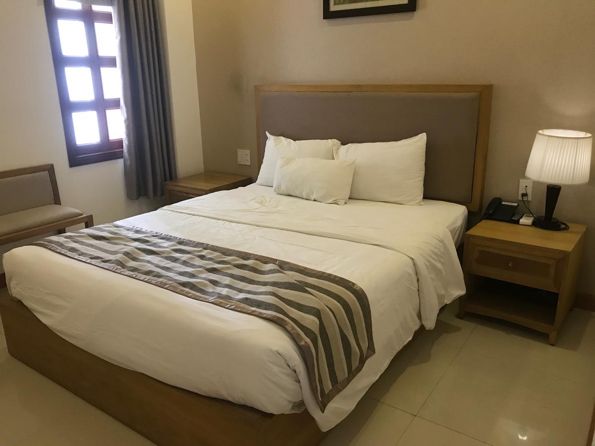 Elegant Hotel Pleiku Exterior foto